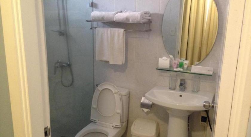 มูนเบย์ มาริน่า เดอะ วิลลาส Hotel โอลองกาโป ภายนอก รูปภาพ